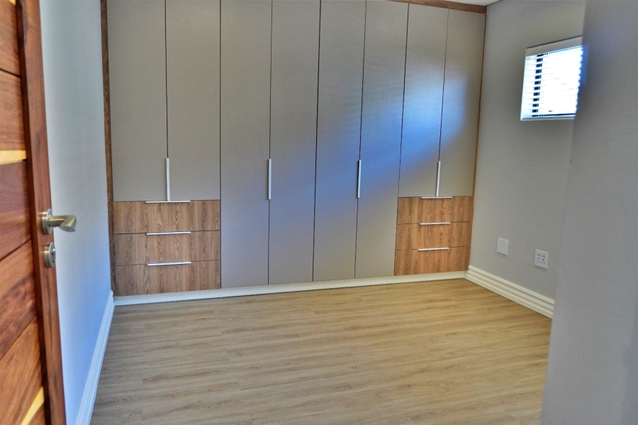 4 Bedroom Property for Sale in Grimbeeck Park North West